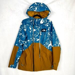 The North Face Rare Struttin Jacket with Hood